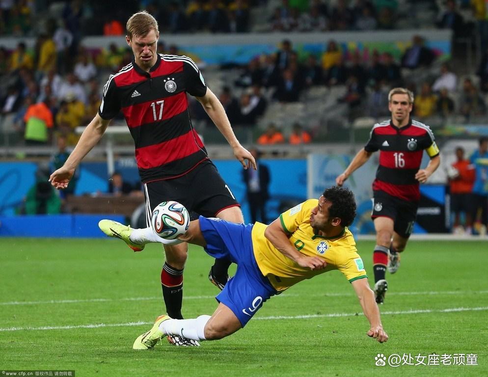 Brazil 1:7 Germany (Brazil 17 Germany was drunk after buying a ball)